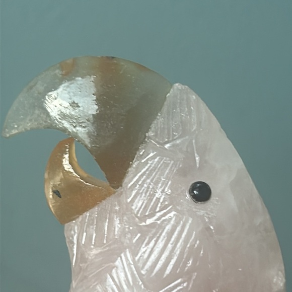 Hand Carved Rose Quartz VTG Parrot - Picture 15 of 16